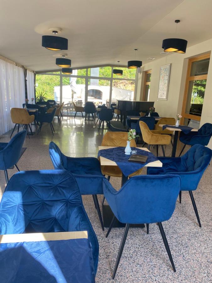 Parkhotel Na Baracke Nová Dubnica Екстериор снимка